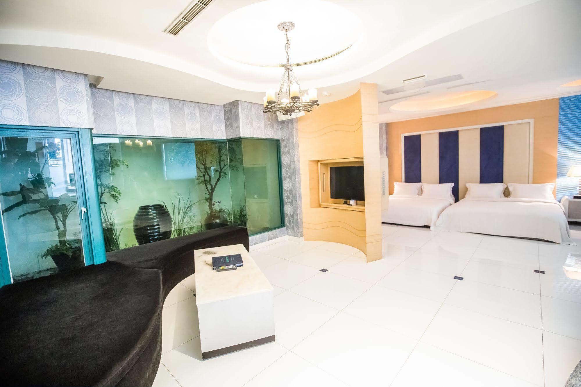 Ohya Chain Boutique Motel-Йонгканг Екстер'єр фото